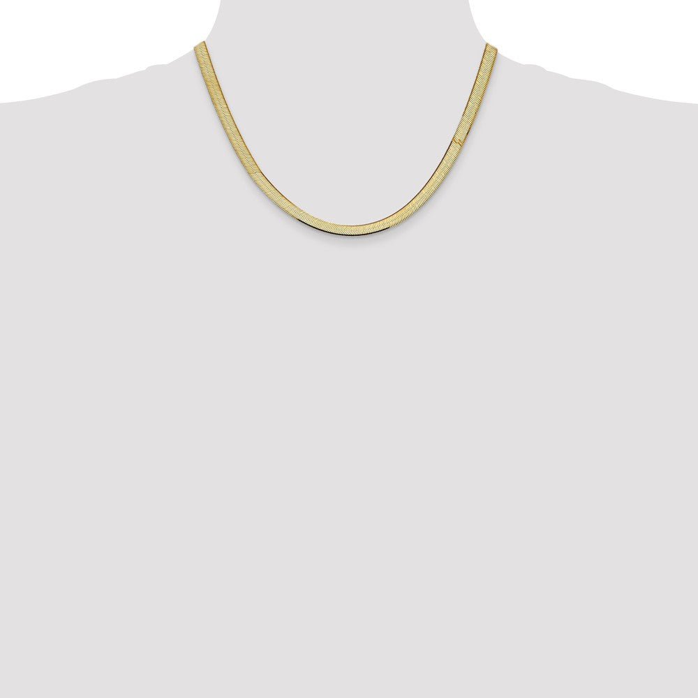18 Inch 10K Yellow Gold 5.5mm Silky Herringbone Chain Necklace