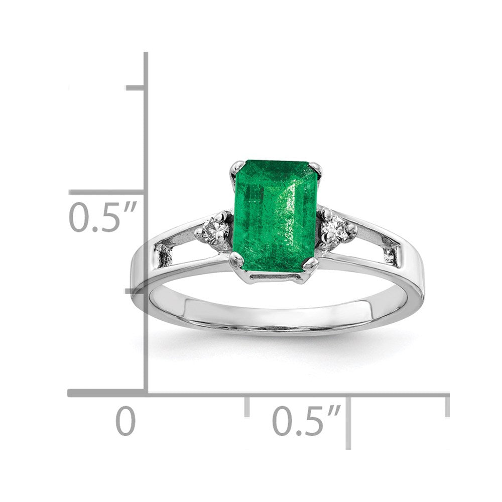 14k White Gold 7x5mm Emerald Cut Emerald A Real Diamond ring