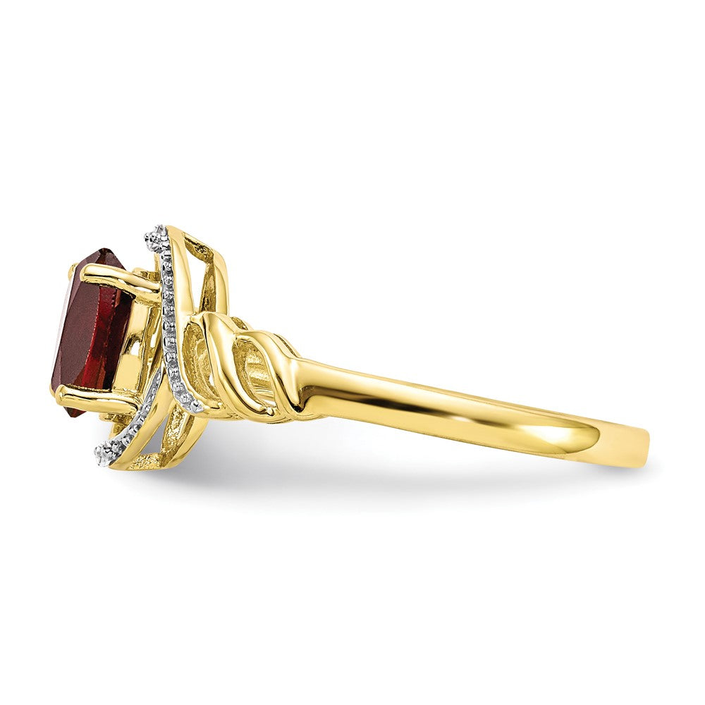 10K Yellow Gold Garnet and Real Diamond Ring