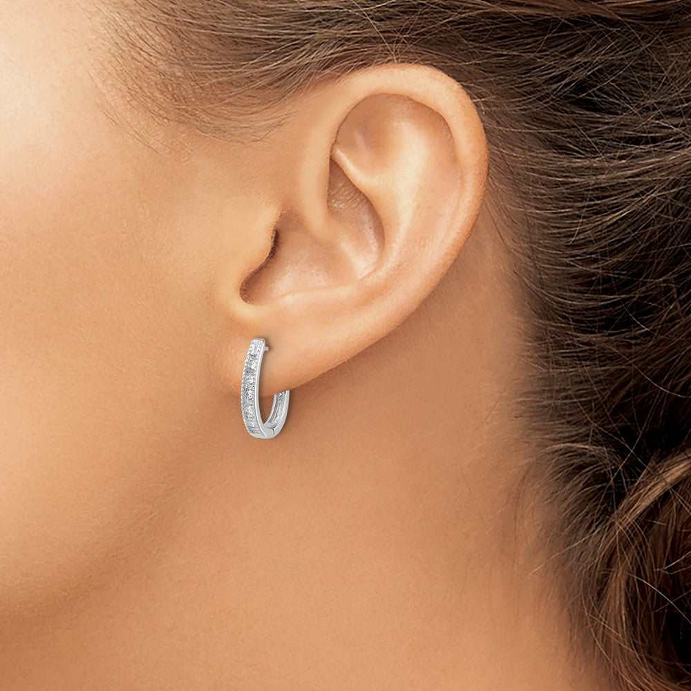 10K White Gold Diamond Oval Hinged Hoop Earrings