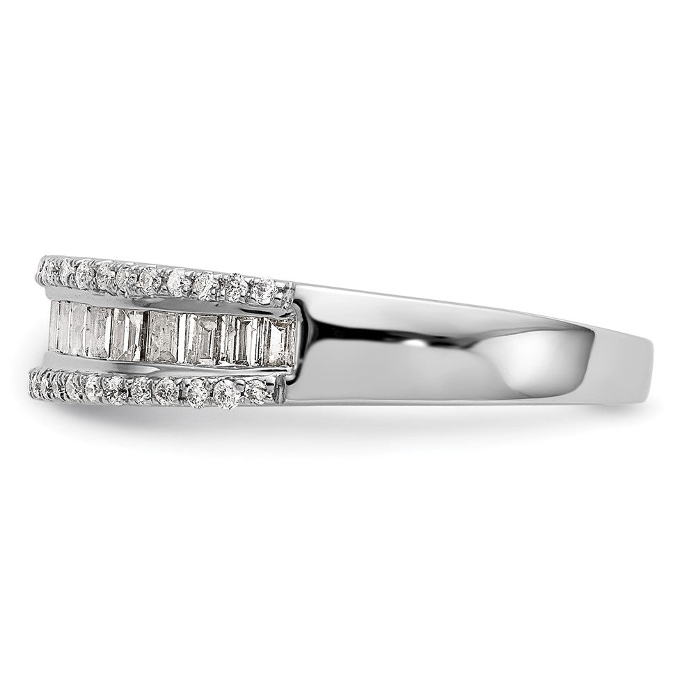 14K White Gold 3/8 Carat Round/Baguette Diamond Complete Wedding Band