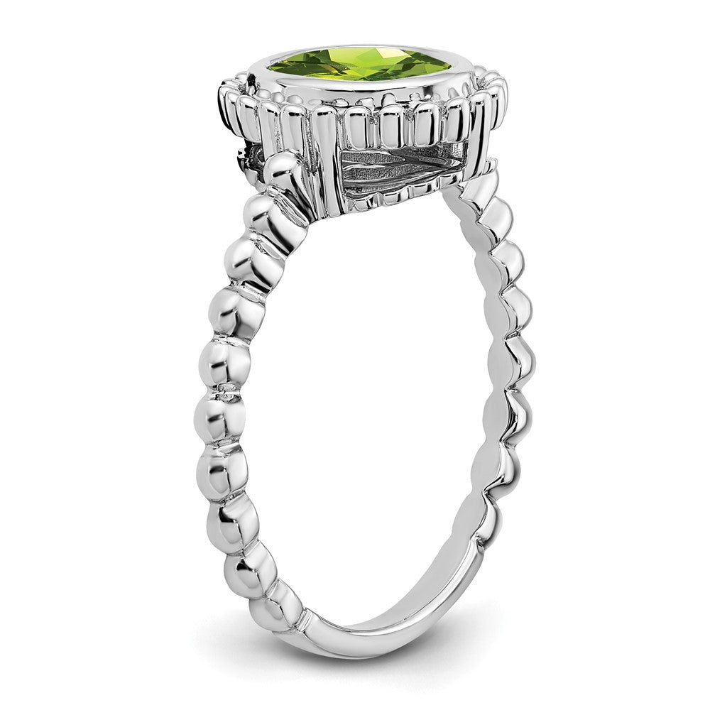 10K White Gold Oval Peridot Ring