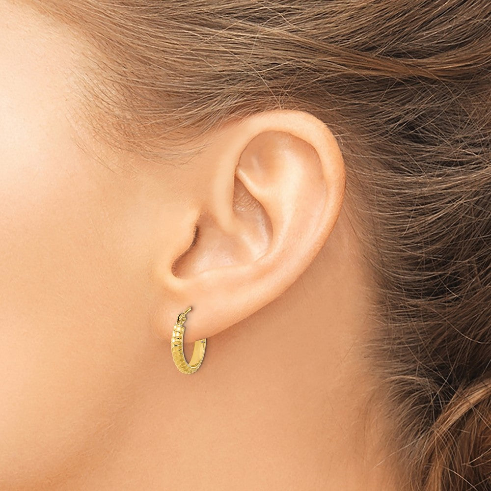 14K Yellow Gold Polished And D/C Textured Hoop Earrings