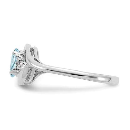 14k White Gold Aquamarine and Real Diamond Ring