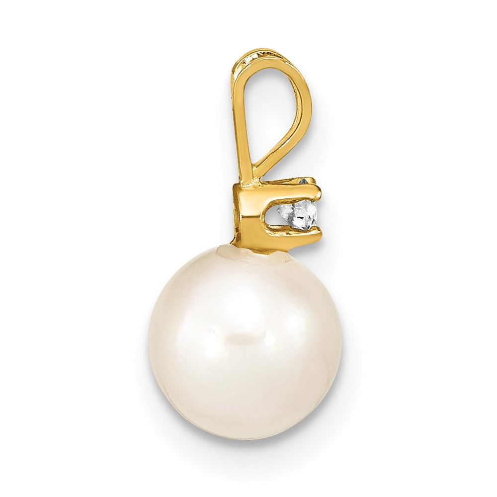 14K Yellow Gold 7 8mm White Round Akoya Saltwater Cultured Pearl And 1/20 Carat Diamond Pendant