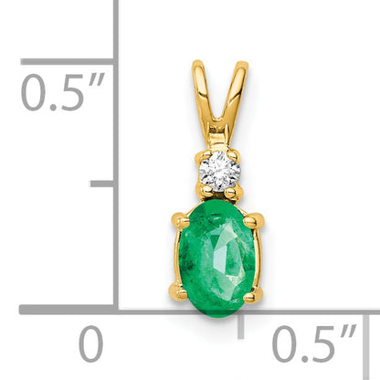 14k Yellow Gold 14k Emerald Diamond pendant