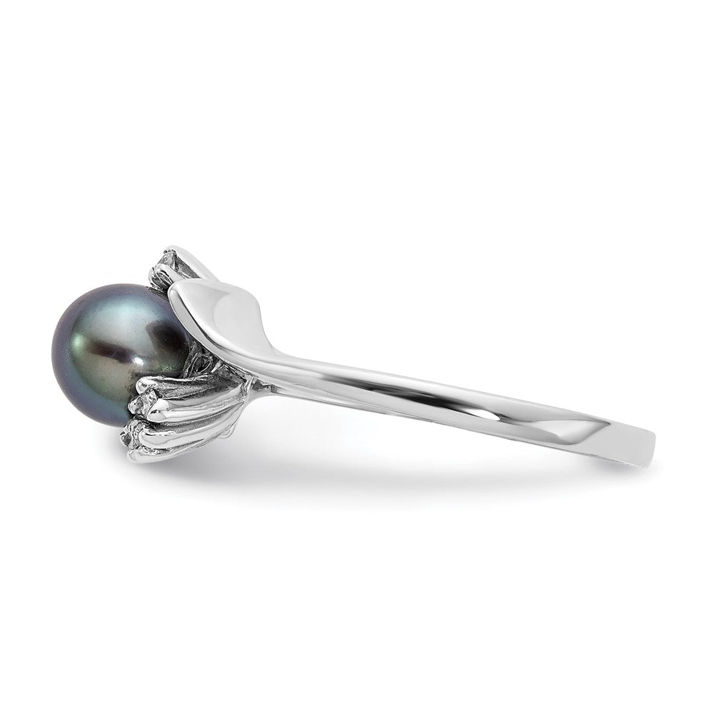 14k White Gold 6mm Black FW Cultured Pearl A Real Diamond ring