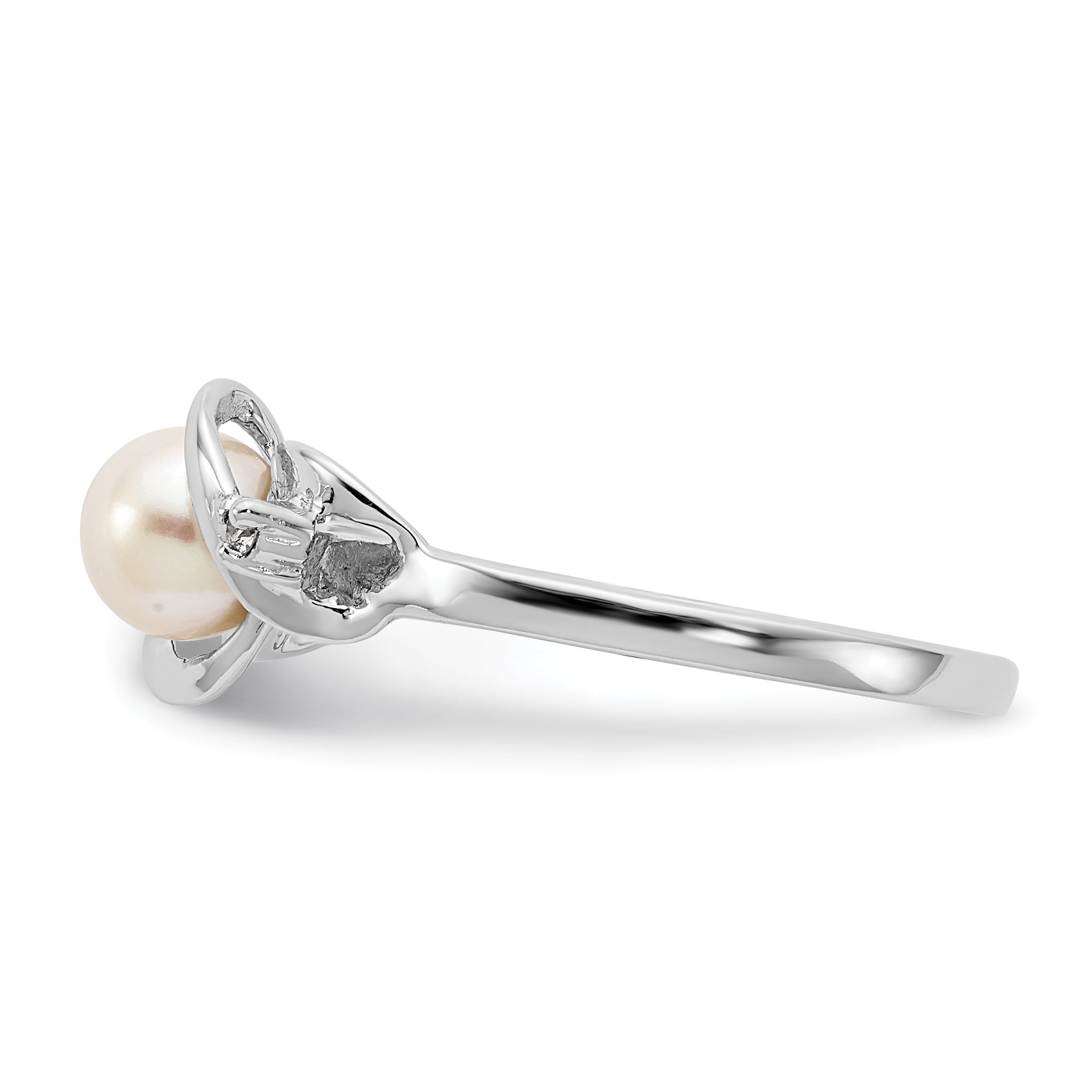 14K White Gold 5.5mm Fw Cultured Pearl A Diamond Ring