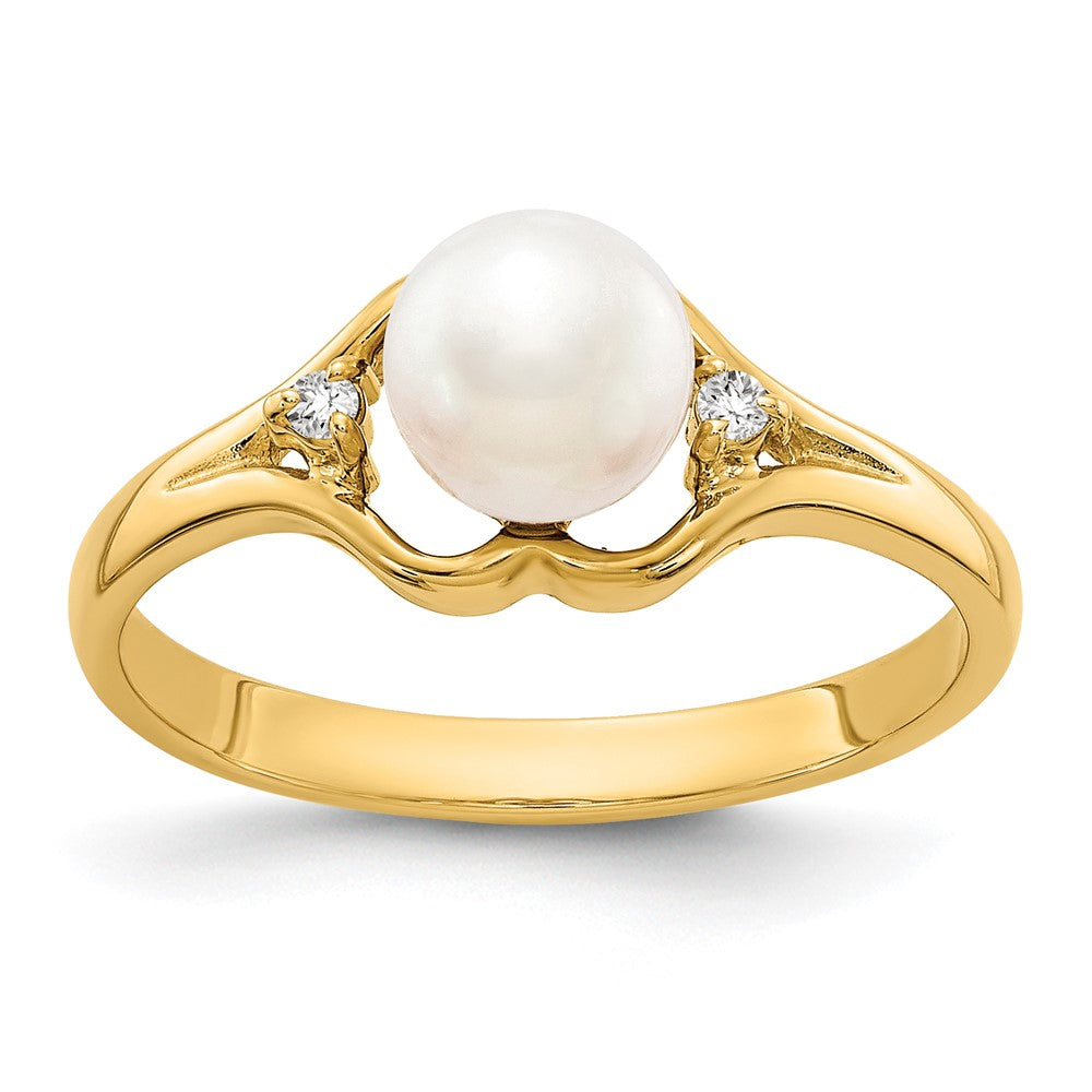 14k Yellow Gold 6mm FW Cultured Pearl AA Diamond ring
