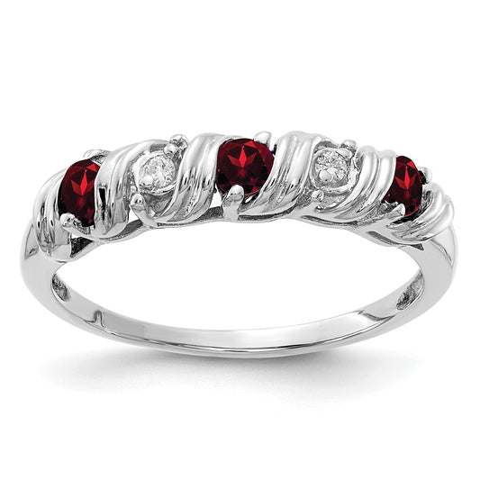 14k White Gold 2.75mm Garnet VS Diamond ring