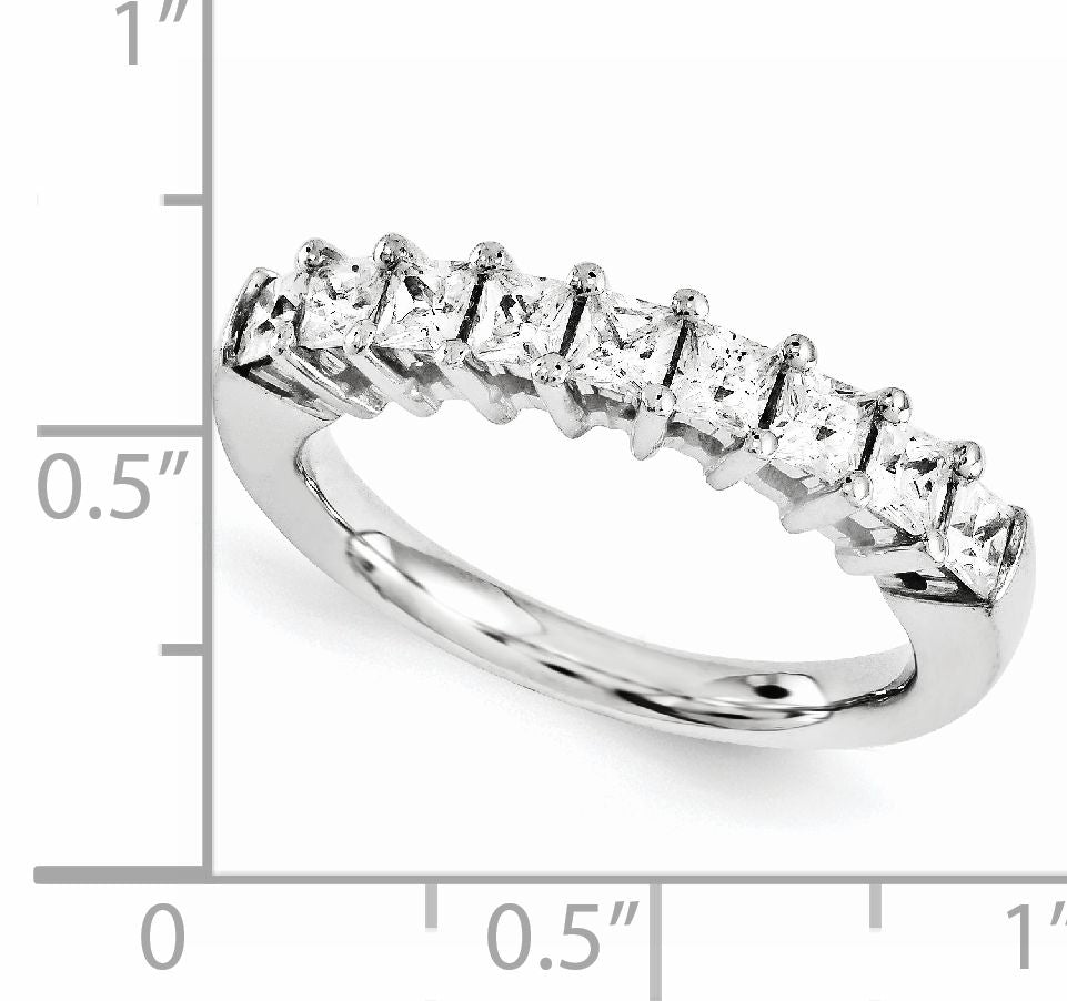14kw Diamond Band