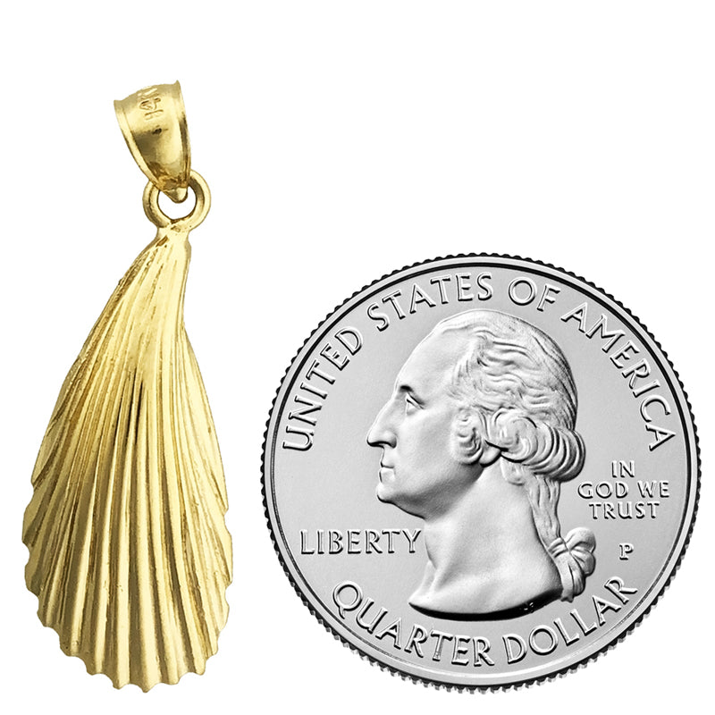 14K Gold Mussel Shell Mollusc Pendant