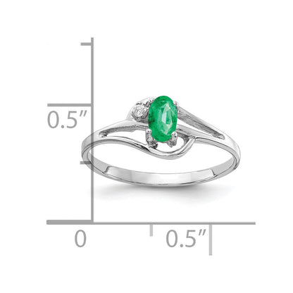 14k White Gold 5x3mm Oval Emerald A Real Diamond ring