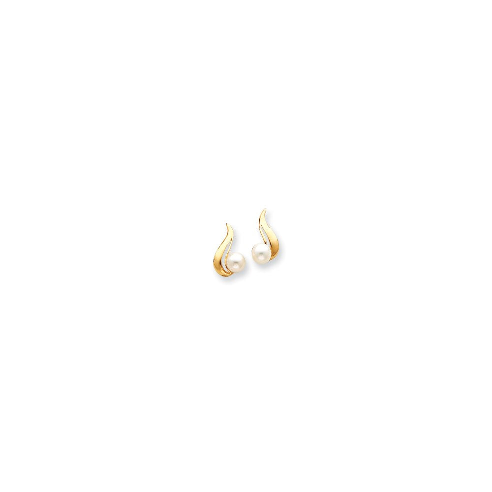 14k Yellow Gold 5.5mm FW Cultured Pearl Earrings
