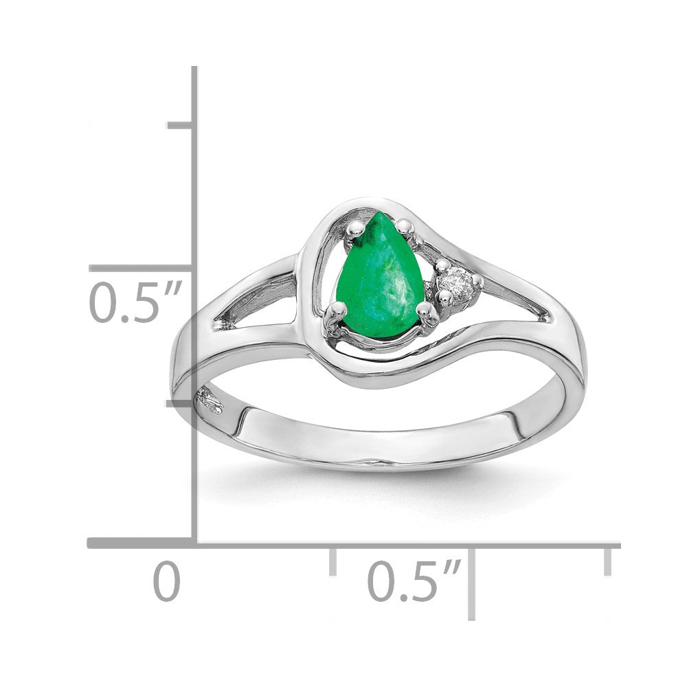 14k White Gold 6x4mm Pear Emerald A Real Diamond ring