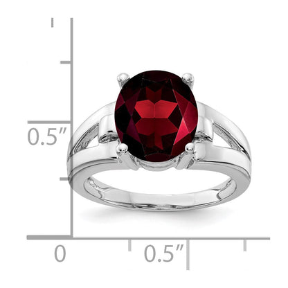 14k White Gold 11x9mm Oval Garnet ring