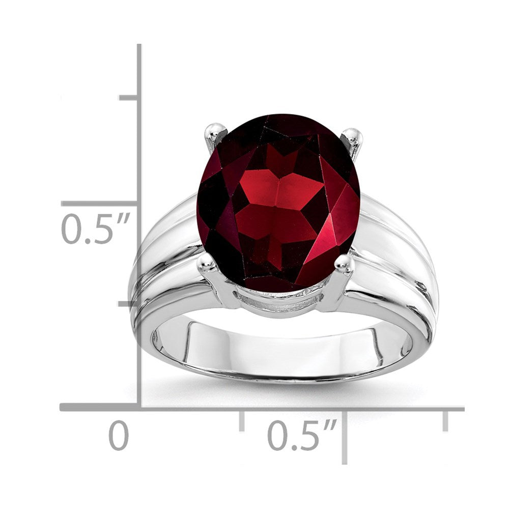 14k White Gold 12x10mm Oval Garnet ring