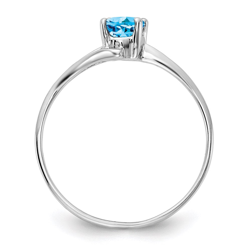 14k White Gold 6x4mm Oval Blue Topaz ring