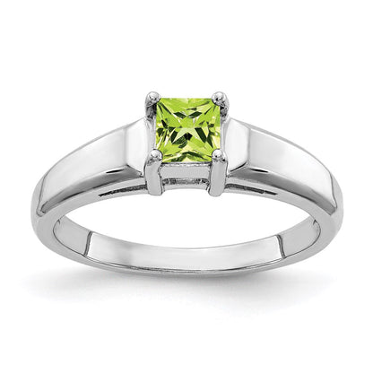 14k White Gold 4mm Peridot Ring
